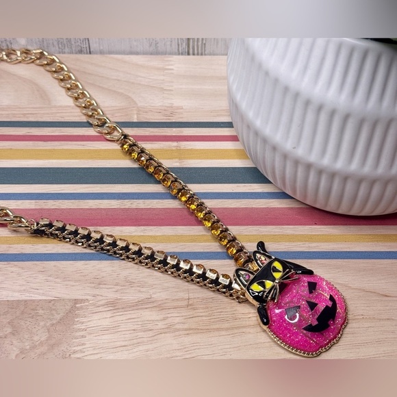 Betsey Johnson Jewelry - Betsey Johnson Cat in Pumpkin Necklace NWT Halloween Statement Jewelry Pendant